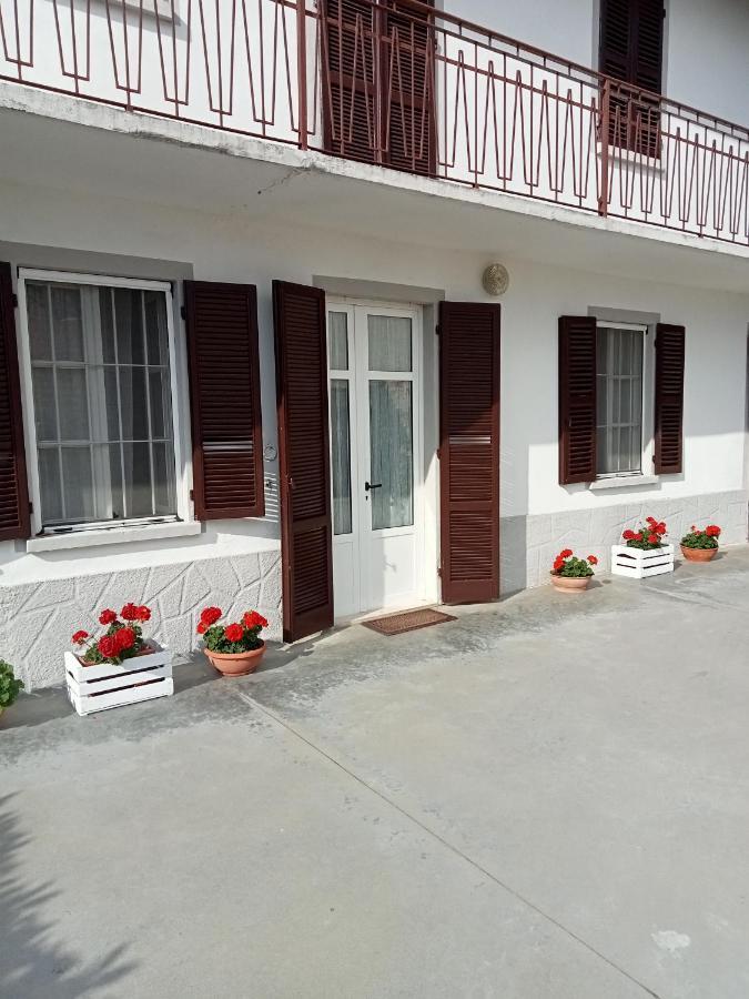 Casa Bruna San Martino Alfieri Esterno foto